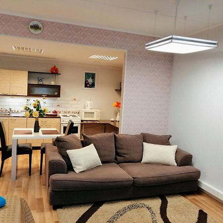 Papiniidu Studio Apartments 페르누 외부 사진
