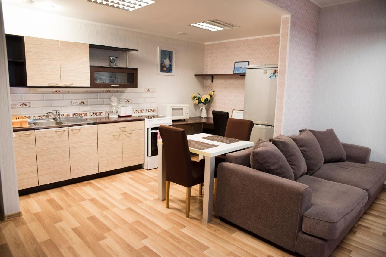 Papiniidu Studio Apartments 페르누 외부 사진